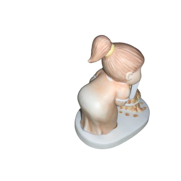 Family Circus Ceramic Figurine Clay In Mind DOLLY’S HELPING - Picture 4 of 8